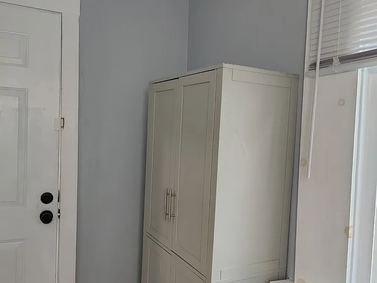 557 Saint Leger Ave — Photo 17