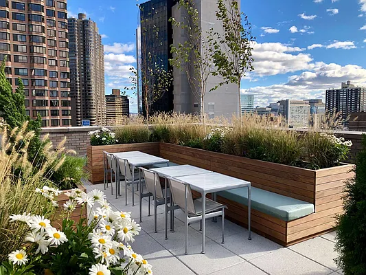 Rented by Nest Seekers International | media 29