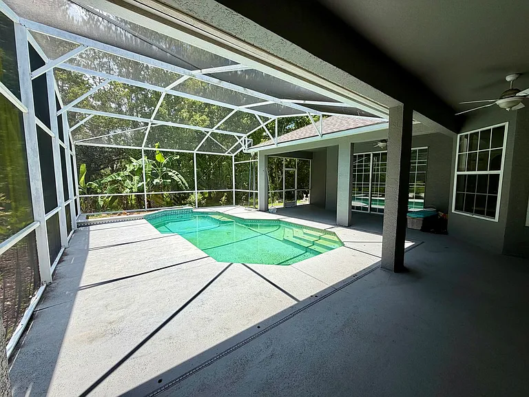 4554 Shanewood Ct — Photo 12