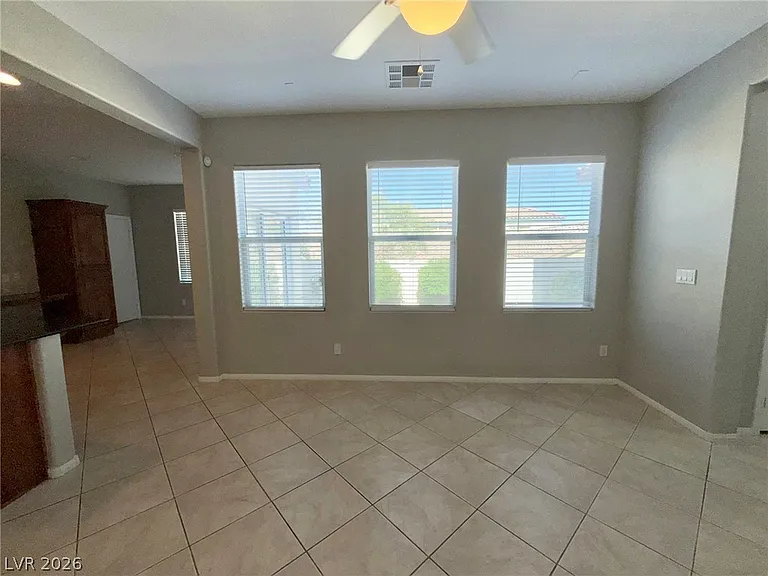 8565 Vestia Ct — Photo 18