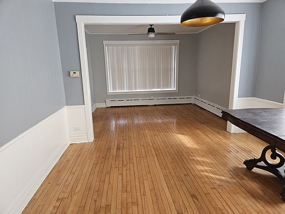 3rd image of 3904 N Nordica Ave