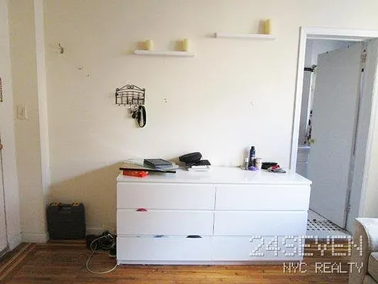 Rented by 24 7 NYC Realty Inc. | media 19