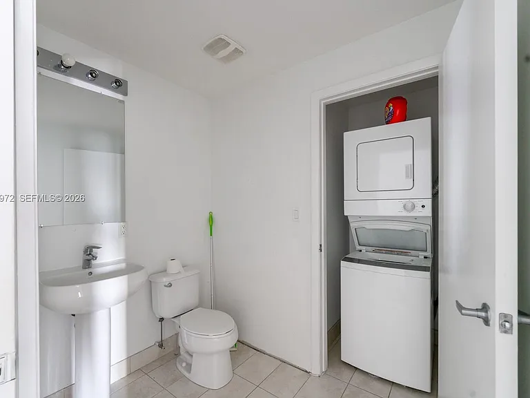 1900 N Bayshore Dr #3809 — Photo 5