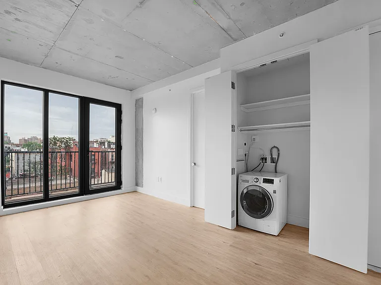 815 Flatbush Ave #315 — Photo 6