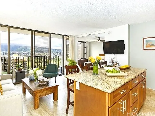 201 Ohua Ave #2003, Honolulu, HI 96815