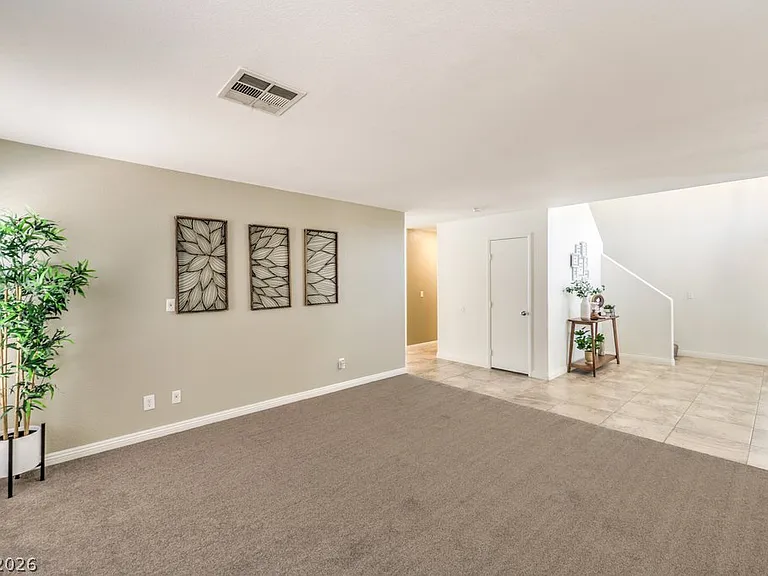 5016 Dancing Lights Ave — Photo 5