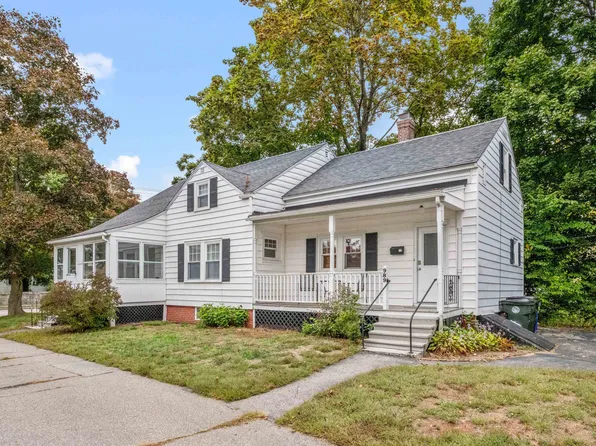 989 Union St, Manchester, NH 03104