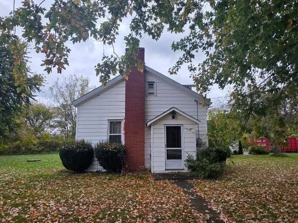 1789 Balmer Rd, Ransomville, NY 14131