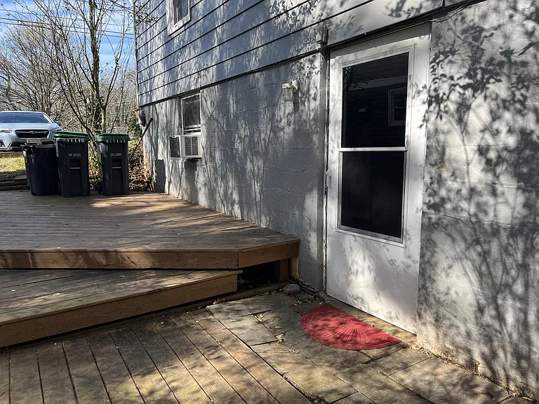 11 Mobile Ln #B — Photo 16