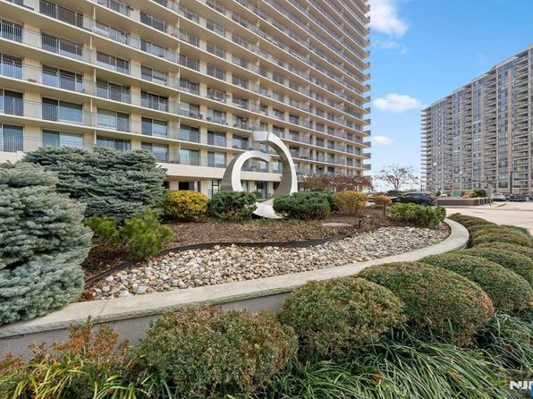1530 Palisade Ave APT 31N, Fort Lee, NJ 07024