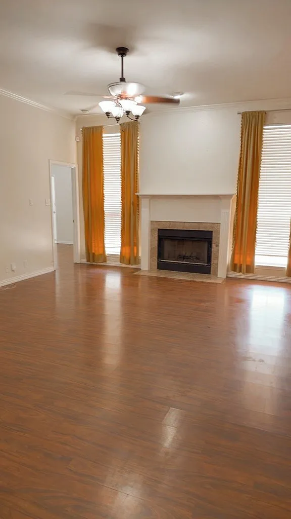 3 bed, 2.0 bath, 1868 sqft, $2,650 — Photo 4