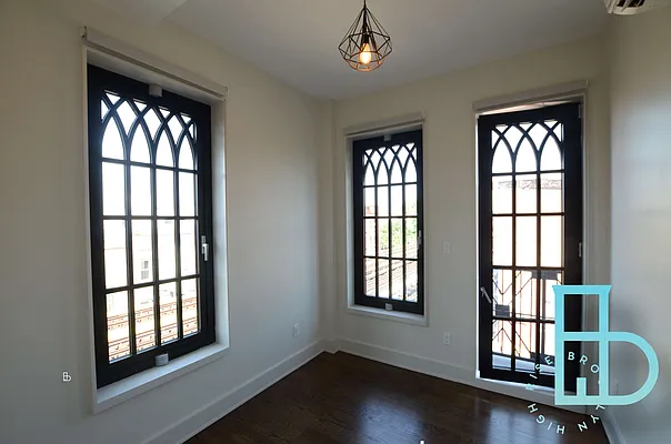 Rented by Miron Realty Group | media 62