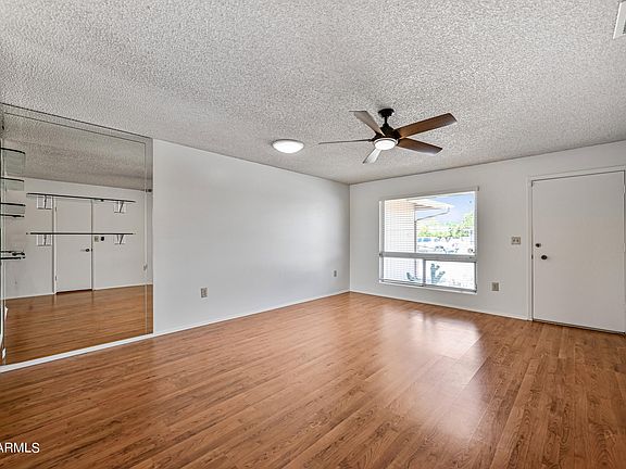 5th image of 10206 W PINERIDGE Drive