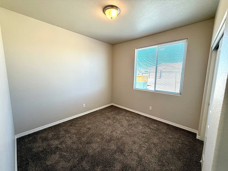 3572 Charleston Loop — Photo 30