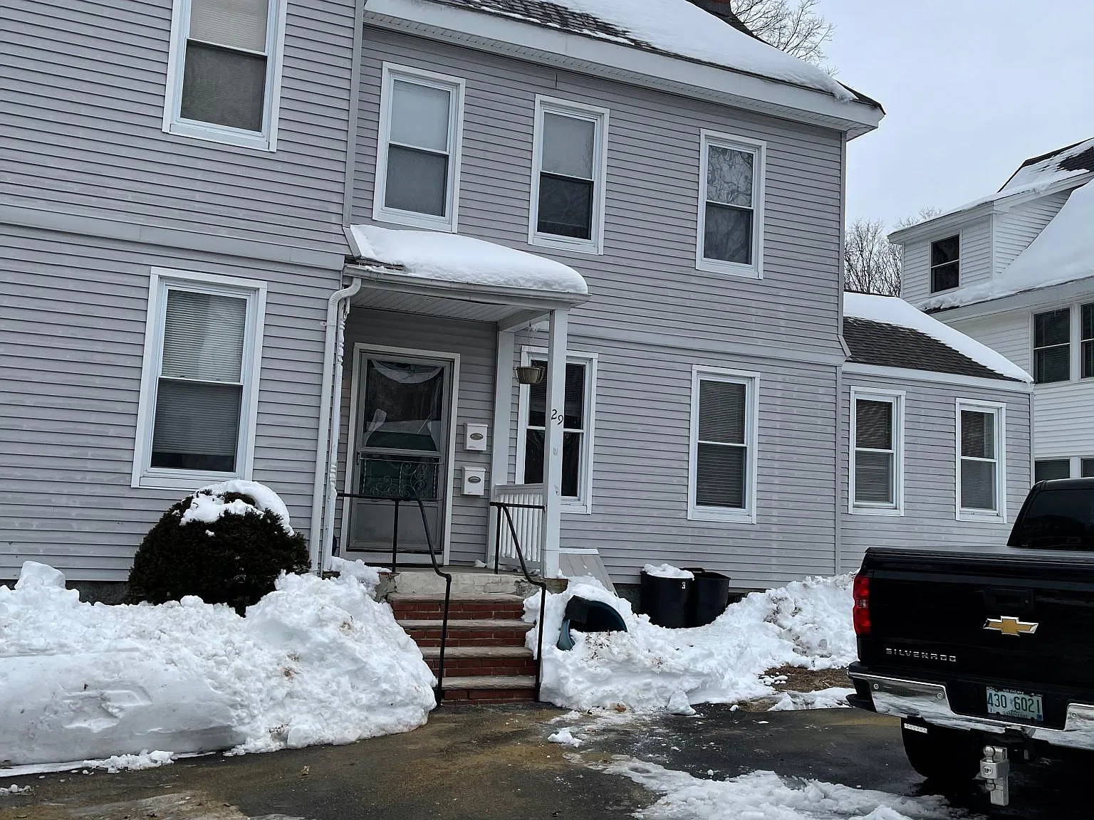 29 Maple Ave — Photo 2