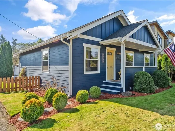 1432 McHugh Avenue, Enumclaw, WA 98022
