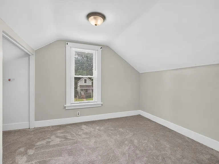 3606 Manhattan Ave — Photo 7