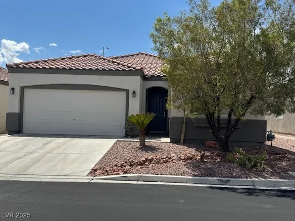 8325 Aspen Village St, Las Vegas, NV 89113