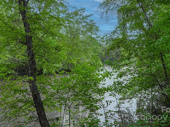 3rd image of 6688 Emerald Isle Dr