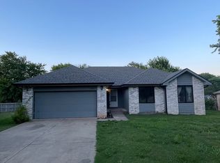 3179 W Katella Ct, Springfield, MO 65807