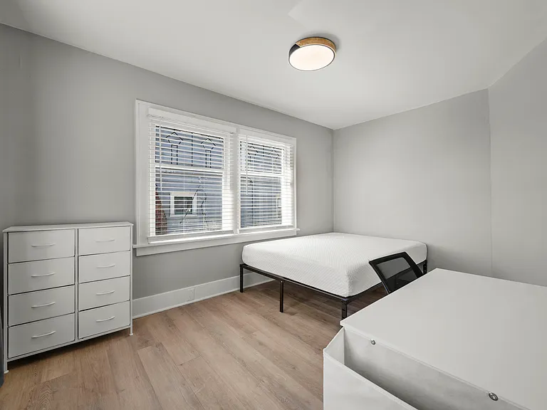 4525 5th Ave NE #U — Photo 14