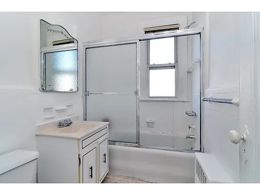 Sold by Keller Williams Realty Empire | media 8