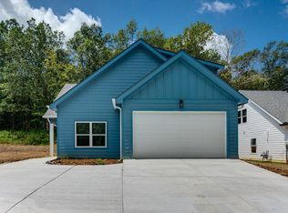 4813 Green Shanty Rd, Ooltewah, TN 37363