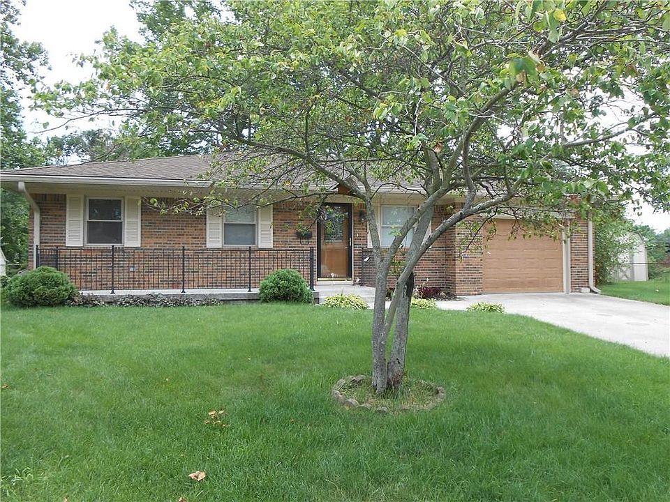 1st image of 10231 E Greenbrook Ct
