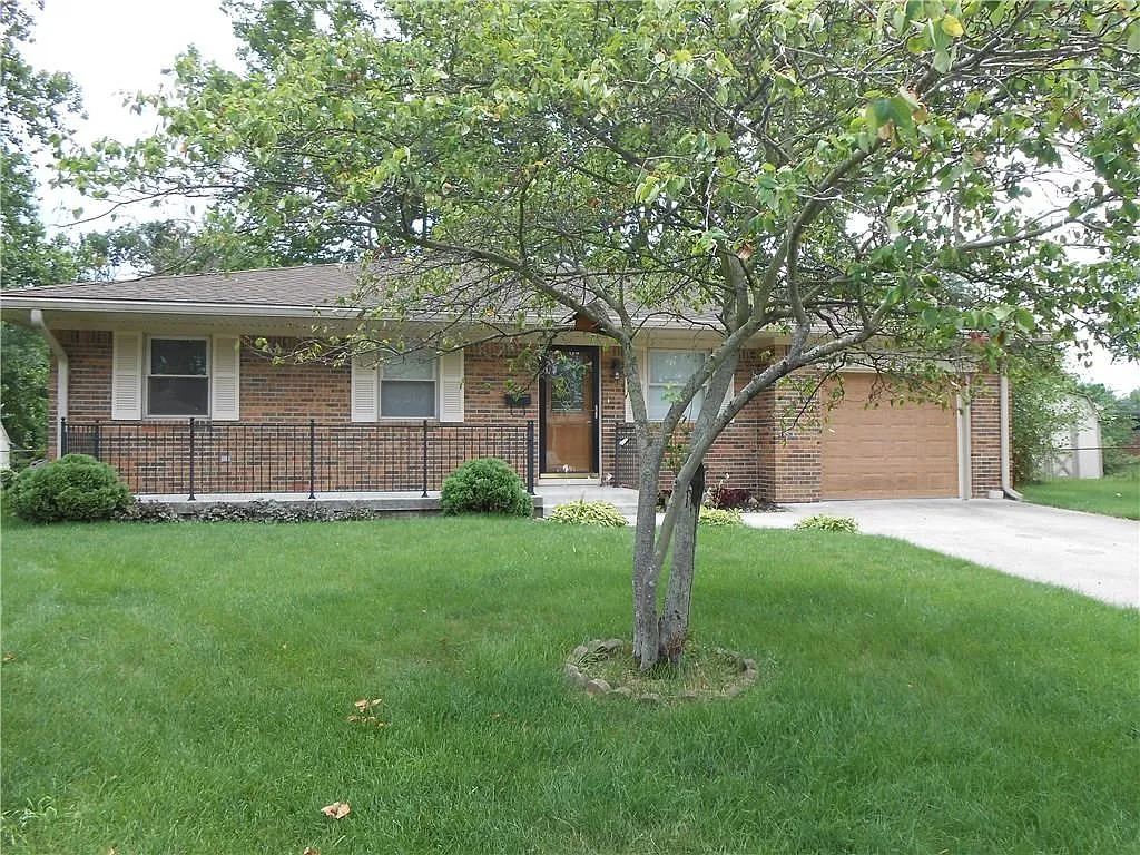 10231 E Greenbrook Ct photo 1