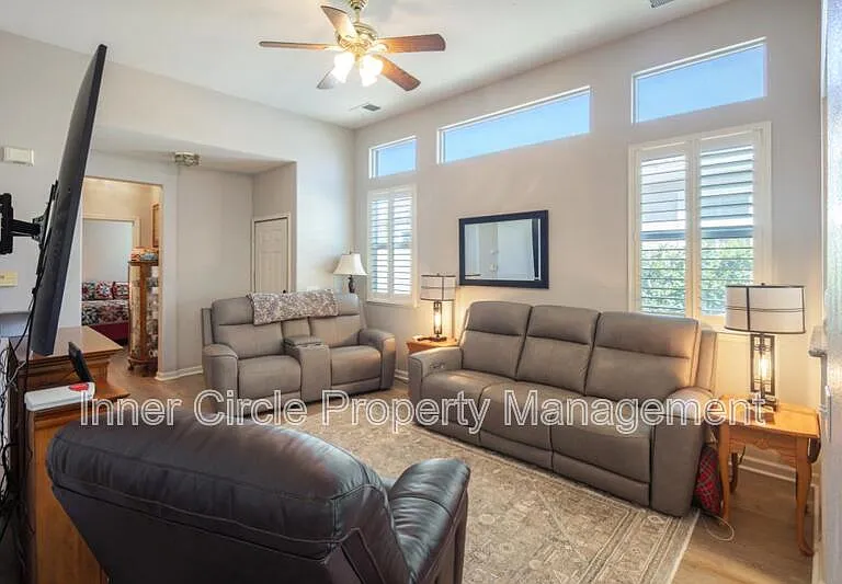 310 Upton Pyne Dr — Photo 7