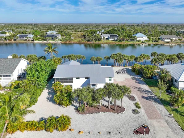 3284 Twin Lakes Ln, Sanibel, FL 33957