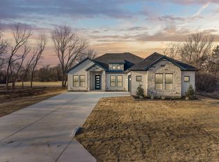 39290 Cedar Trl, Whitney, TX 76692