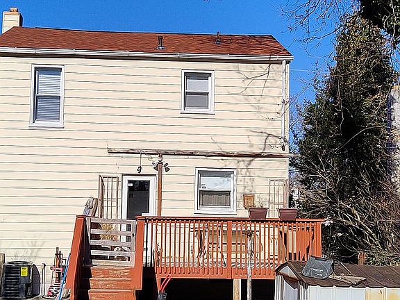 2nd image of 106 Smyrna Ave