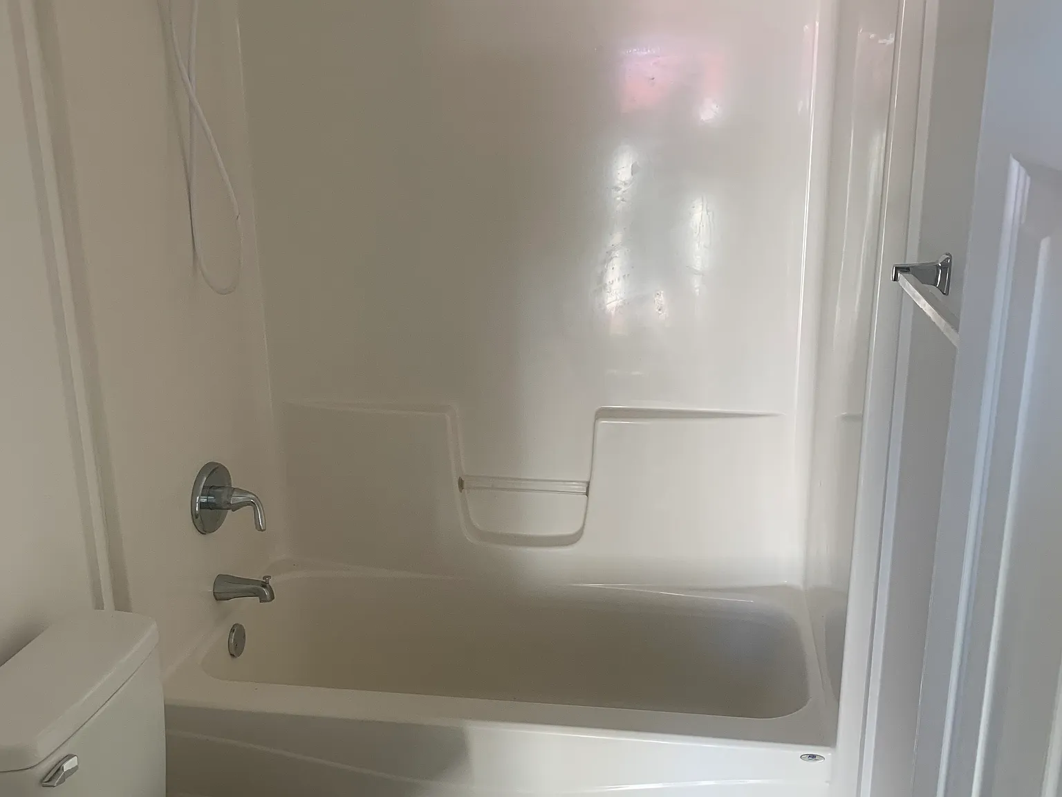3 bed, 900 sqft, $1,250 — Photo 4