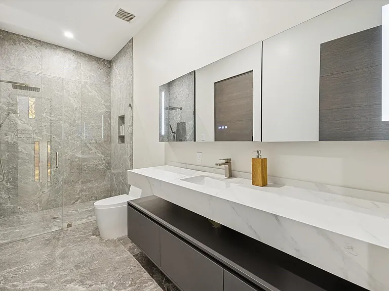 2610 Westgrove Ln — Photo 27