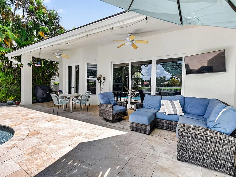 4085 Bahia Isle Cir — Photo 27