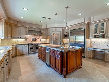 5349 Aura Ave, Tarzana, CA 91356 | Zillow