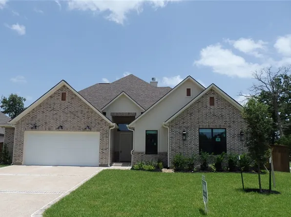 1713 Hidalgo Pass Ct, College Station, TX 77845