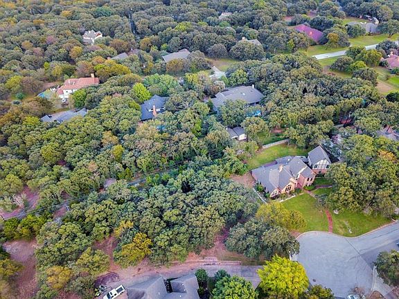 5th image of 1615 Heather Ln