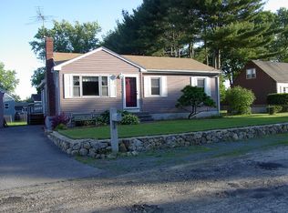 15 Janet Ave, Bellingham, MA 02019