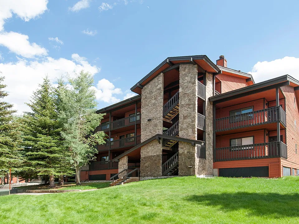 855 S 5th Ave #316