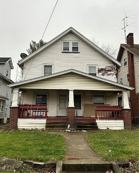 1st image of 50-52 E Mapledale Ave