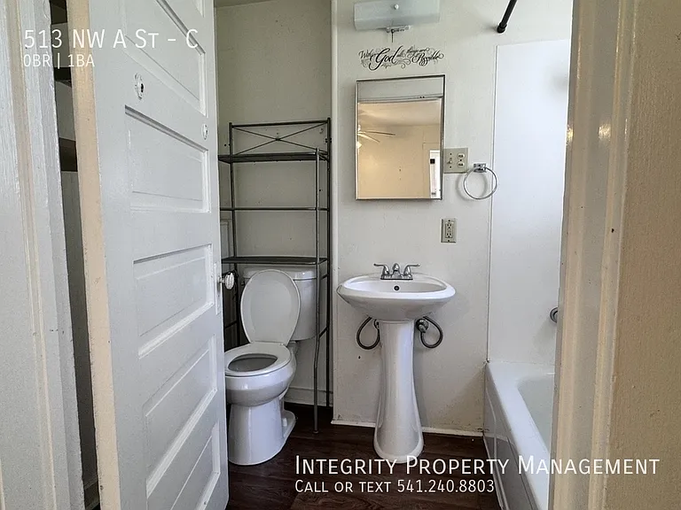 513 NW A St #C — Photo 12