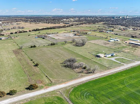 N Country Club Rd, El Reno, OK 73036