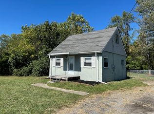 925 W Social Row Rd, Dayton, OH 45458