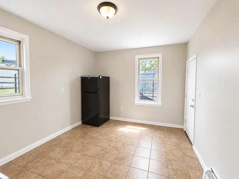 526 S 13th St #1 — Photo 12