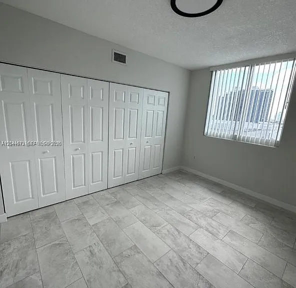 275 NE 18th St #1406 — Photo 7