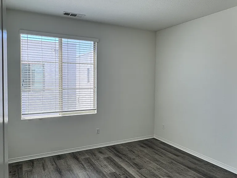 13127 Union Ave #104 — Photo 13