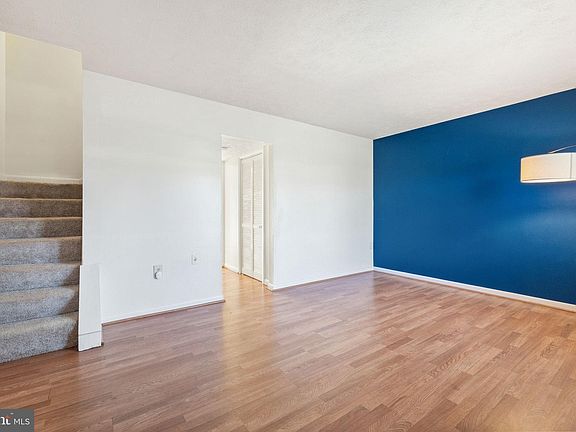 4th image of 5290 Mulberry Ct