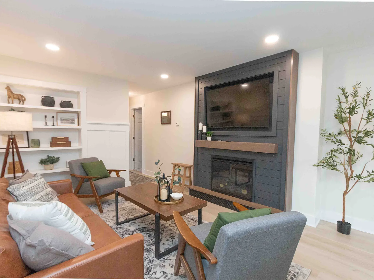 3 bed, 1000 sqft, $1,750 — Photo 2
